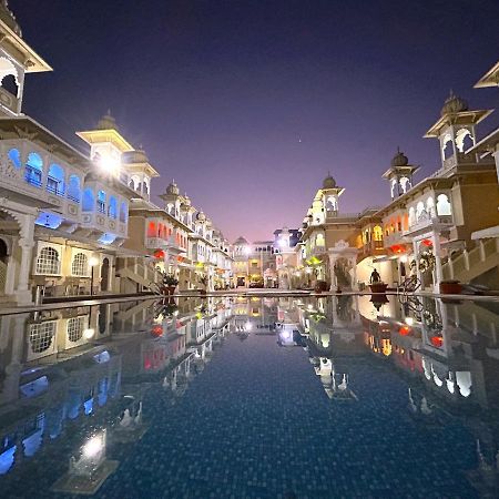 Hotel Gautam Lonavala Kültér fotó